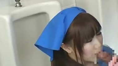 Asian Beauty Is Cleaning The Mens Room - teenagesexvideos.us