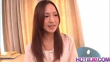 Sexy asian teen Yukina Momota