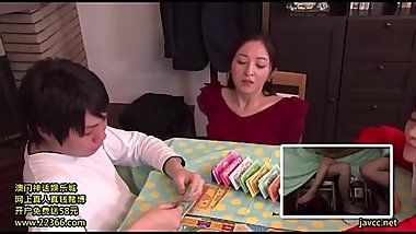 Japanese Mom And Son Sneak Up Game - LinkFull: https://ouo.io/yOkLEG